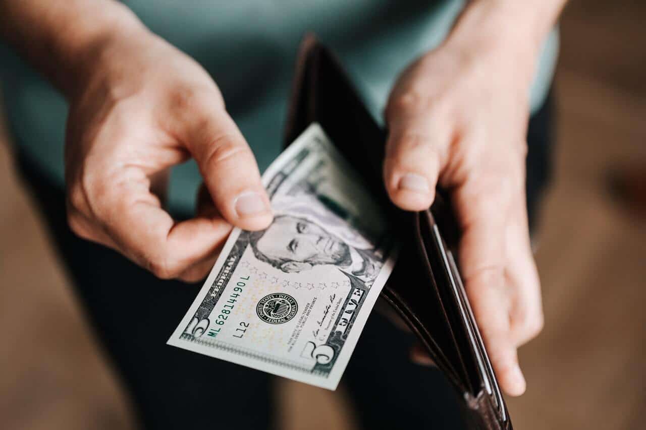Title Loans Online Direct Deposit Virginia wallet with money
